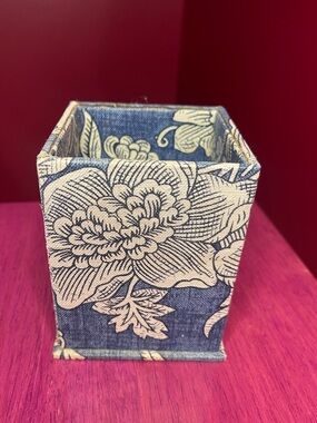 Vintage Pierre Deux Blue Toile Fabric Pencil Holder La Declaration Pattern